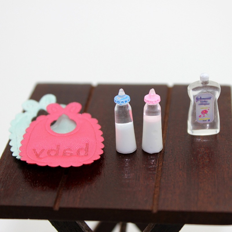 DOLLHOUSE Modello di scena gio - Baby Food Product recensione e prezzo